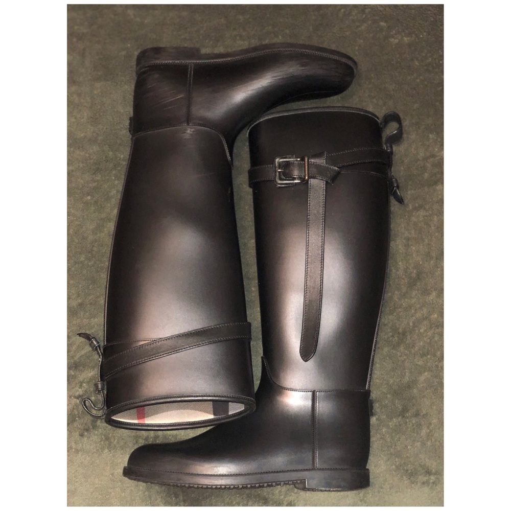 Burberry Roscot Riding Rain Boots - Picture 5 of 8